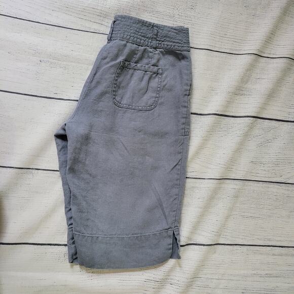 J.Jill Size	4 100% Linen Pale Blue Capri Pockets Casual Summer Beach Cruise - Picture 2 of 9